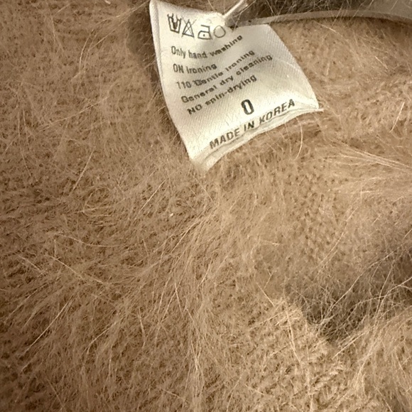 White Cozy Tan Rabbit Hair Knit Top • Soft Fuzzy Short Sleeve Sweater • Size S - Picture 6 of 7